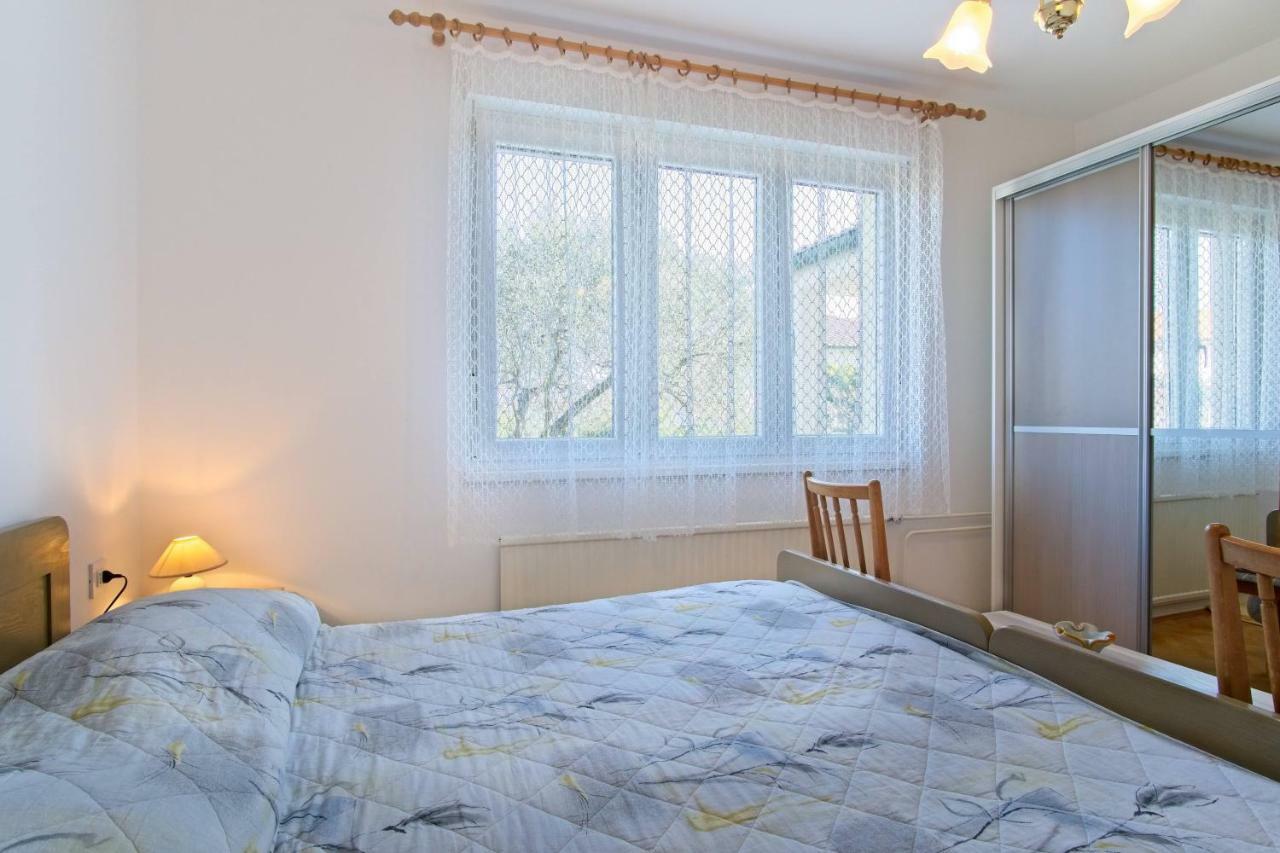 Apartmani Dorita 말리로시니 외부 사진